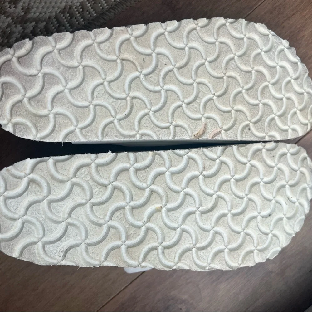 BIRKENSTOCK !LIKE NEW!  Papillio Sandals - White size 39 (US 8/8.5) - Picture 9 of 9